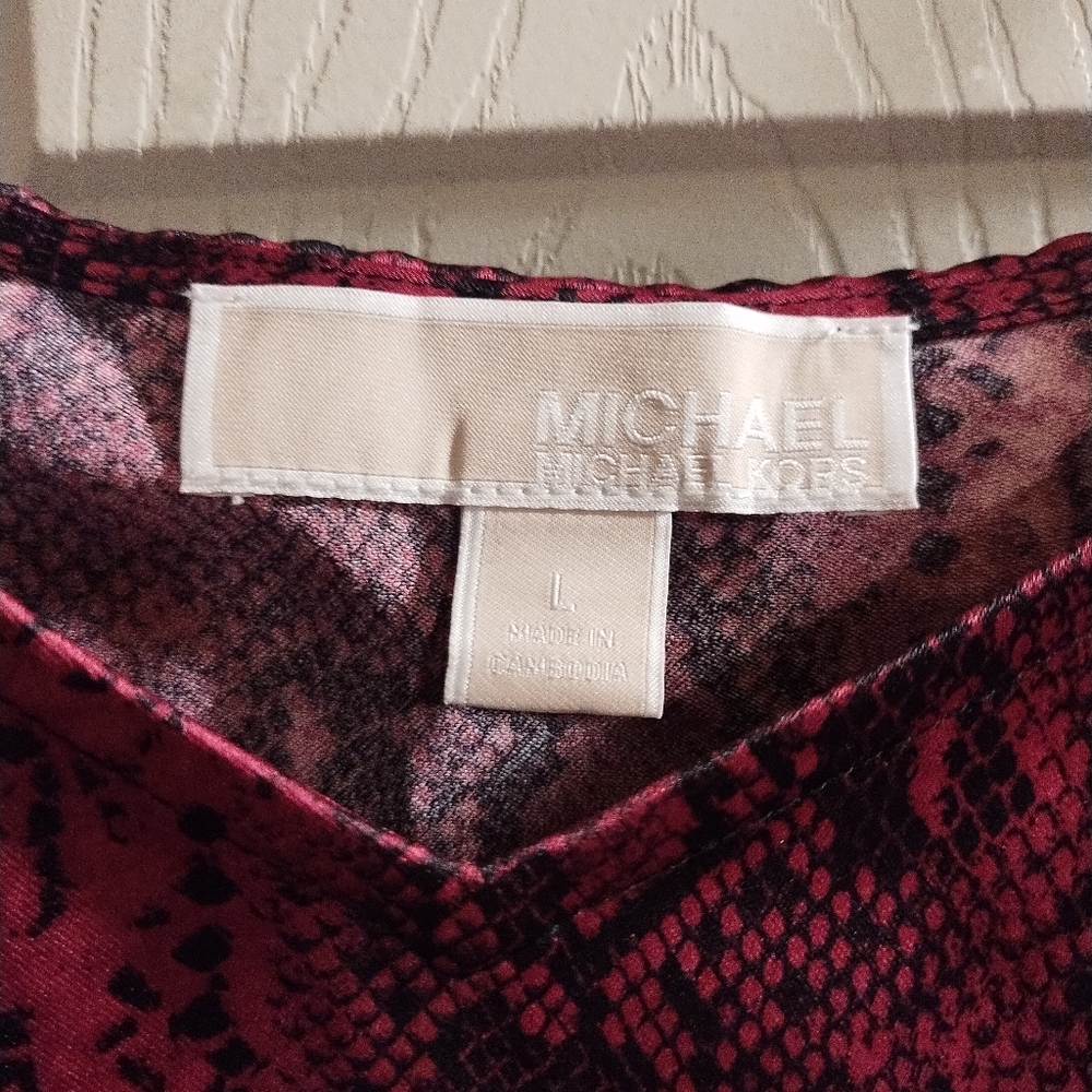 NWOT Michael Kors Elegant Pink Snake Print Cold Shoulder Blouse - Picture 3 of 8